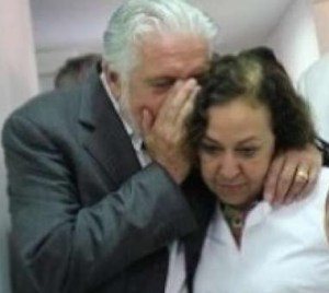 Lídice: cuidado com esse abraço de tamanduá (foto/fonte: http://www.ubatanoticias.com.br)