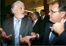 Saco da mesma farinha: governador da Bahia e o seu aliado de há pouco, Geddel, do partido do vice de Dilma no governo federal