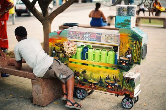 Foi com o concurso de Dimitri que os ambulantes de cafezinho sentem-se estimulados a inovar em seus carrinhos