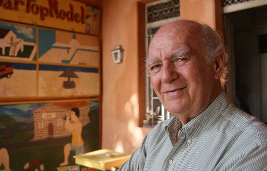 O franco-marroquino que há anos tem comprado brigas com autoridades do Patrimônio Histórico soteropolitano (clique para acessar o site da foto)